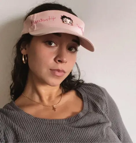 Hooters VINTAGE RARE Y2K 2002 Girl Betty Boop Visor Cap