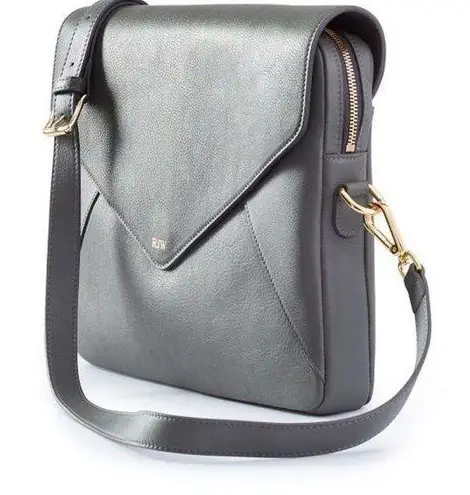 Mark and Graham ZOE LEATHER LAPTOP CROSSBODY in Gray Lux1**