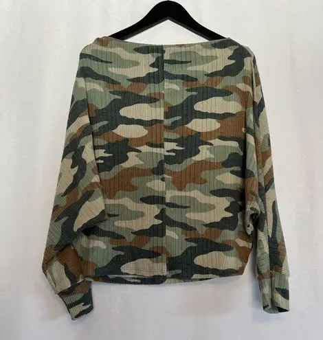 ee:some  Dolhman Sleeve Oversized Wide Neck Sweatshirt Camo Print Small