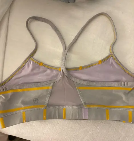Lululemon  Sports Bra Y Flow thumbnail 2