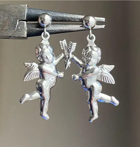 Handmade aesthetic goth vintage romance style cherub angel stainless dangle earrings👼✨