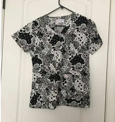 Peaches Women's Floral Scrub Uniform Top Nurse Medical V