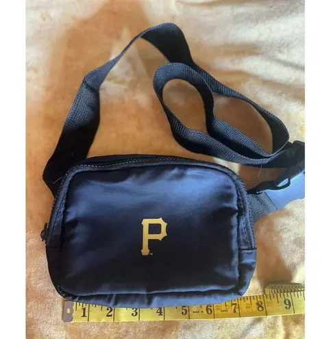 Pittsburgh Pirates Fanny Pack SGA 5