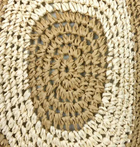 Woven Straw Oval Hobo Shoulder Purse Bag Tan Ivory Beach Travel Zip Closure