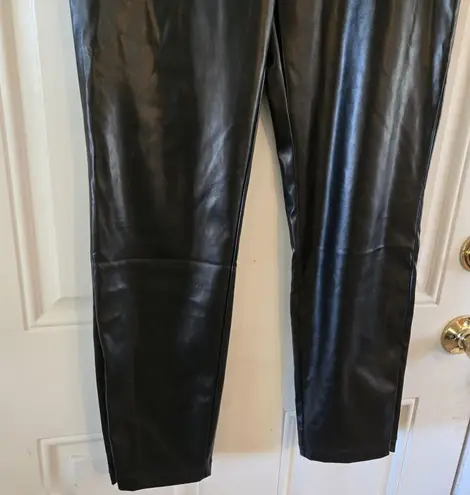 H by Halston Faux Leather Pants Size Medium Black High Rise Women's Biker Pants Ankle Zipper