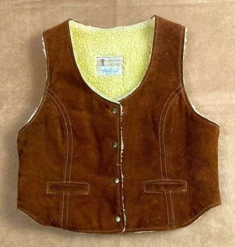 Size 16 Vintage shearling Lined Suede Leather Vest Women’s Size M