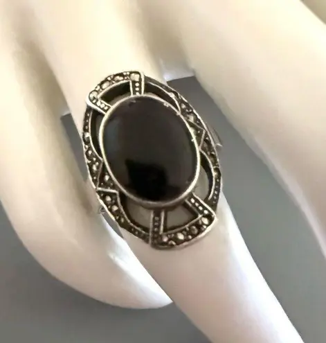Sterling Silver VTG Art Deco Style Onyx Marcasite Ring