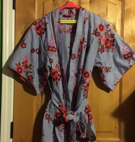 JOSIE NATORI Blue Pinstripe Floral Embroidery Tie Waist 3/4 Slv Robe EUC XS