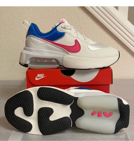 Nike Air Max Verona Size 8