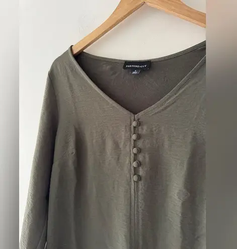 Fortune + Ivy Olive Green Tie Sleeve Blouse