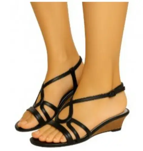 Life Stride Size 7M Black Casual Strappy Cork Wedge Adjustable Strap Sandals