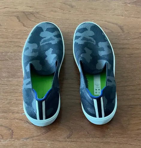 ROTHYS Women's round toe 10 W Camo Slip On Sneakers Shoes Gray