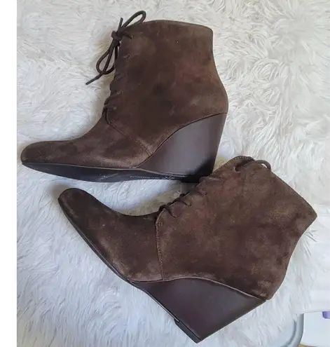 Isaac Mizrahi Live Andrea Size 8 Brown Leather Suede 3" Wedge Ankle Booties