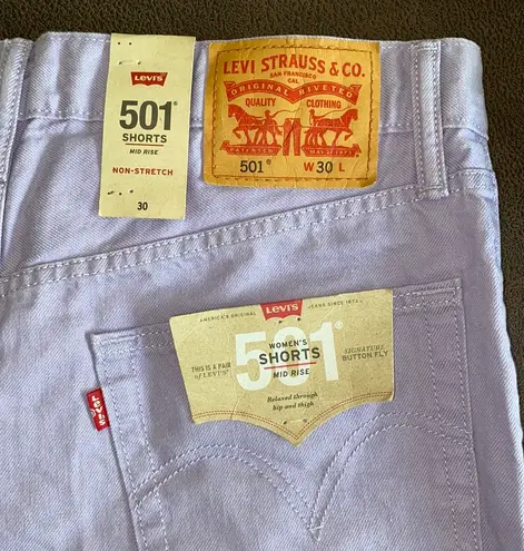 Levi's Women’s  Shorts 501 Mid Rise Purple denim size 30 Waist  Non-stretch New