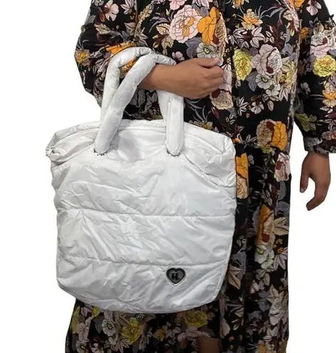 Harajuku Lovers Puffer Tote White Bag