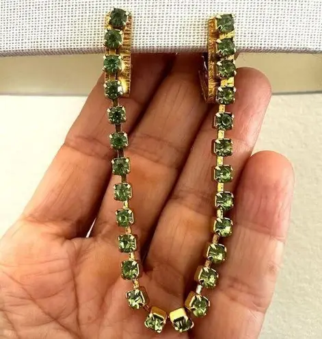 Vintage green rhinestone sweater clip