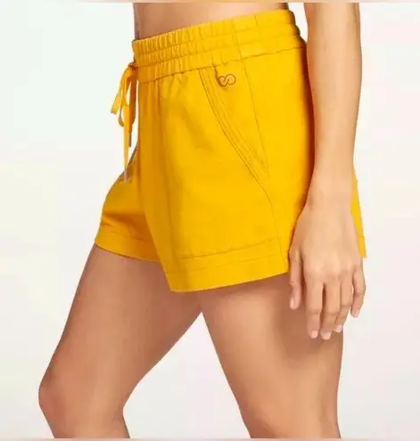 CALIA Knit Trapunto 3.5 Short Yellow Drawstring Shorts