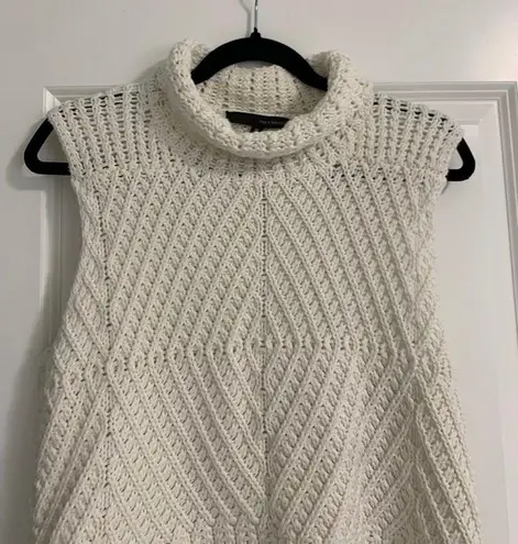 White Knit Turtleneck Vest Size M