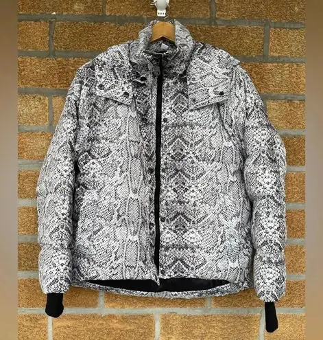 Varley Highland Puff Jacket Contrast Snake XS
