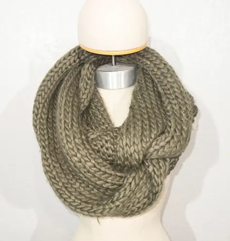 infinity Unbranded Olive Green Thick Knitted  Scarf