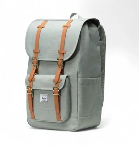 Herschel Supply Company Herschel Supply Co. Little America Pack in grey NEW