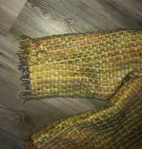 Bay Studio Career, 10P, pit to pit measurement is 21, length is 21, green, yellow, blue, pink has some sparkle, fringe edges, very pretty, can be worn for work or dressed down with jeans Green Size M petite