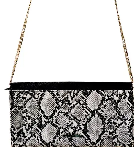 Steve Madden  Clutch With Crossbody chain. NWT