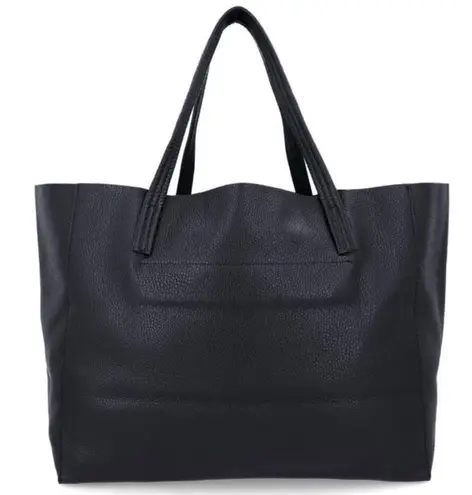 Kurt Geiger Black Textured Tote Bag like New Luxury active bag