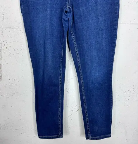 Calvin Klein Jeans  High Rise Skinny Ankle Size 31