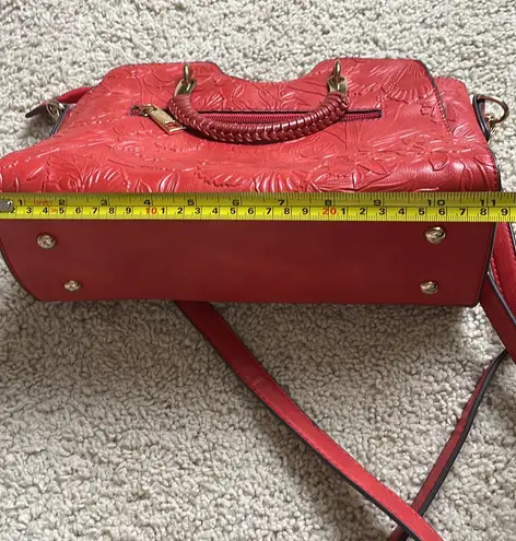 Sondra Roberts bag