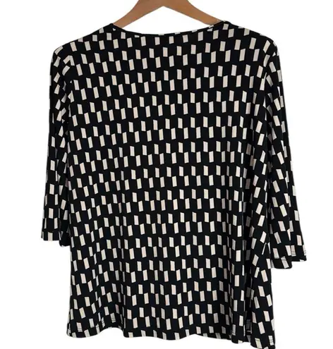 Clara Sun woo Geometric Black/Ivory Print 3/4 Sleeve Front Knot hem Blouse sz L Black Size L