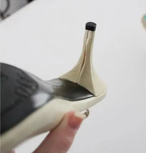 Bandolino DBPeaceTJ Buckle Peep Toe Slingback Heels