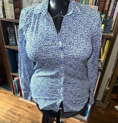 J.Crew  blue & white floral Perfect business casual button down top