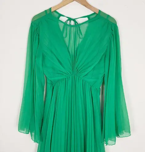 ASOS Designs Maternity Tie Back Fluted Sleeve Pleated Midi Dress in Kelly Green Size undefined