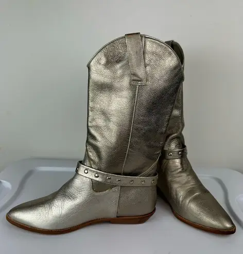 Vtg Y2K 9West Champagne Metallic Western Riding Boots Sz 8 Buckle Cowgirl Silver