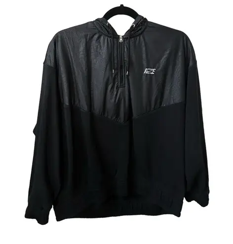 Nike Black Icon Clash Oversized Hooded Quarterzip Size Large Pullover.