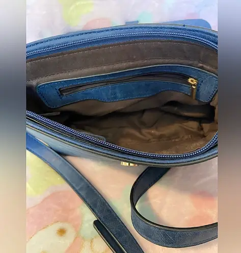 mellow world vintage Blue Leather shoulder bag w/gold chain & Oring (unused)