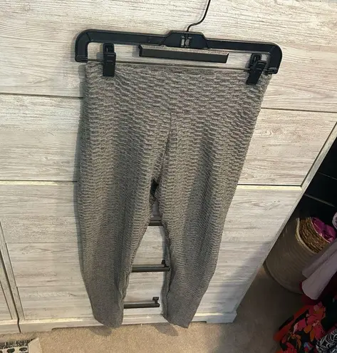 Women’s Booty Enhancing Yoga Pants Exercise Athletic Size M Grey Polyester Gray Size M