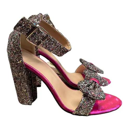 •Chunky Heel Sandals With A Strap, Bow With Fashionable Bright Red Butterfly Pink Size 9 - Image 3