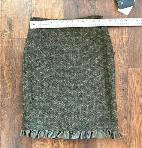 Rickie Freeman TERI JON two piece skirt suit, size 2, NWT Green