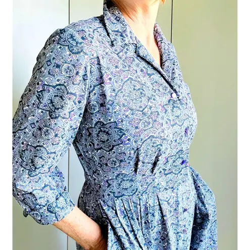 Vintage 70s Womens Dress Graphic Print Size M Gray Purple Day Dress Retro Blue