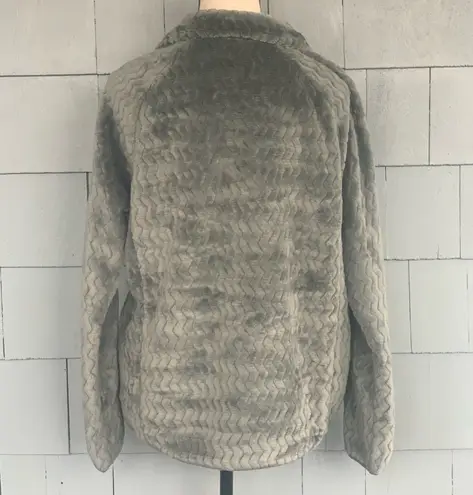 ZeroXposur NWT Embossed Pile Jacket