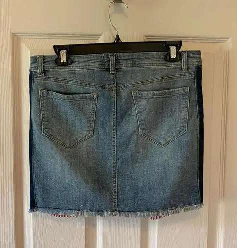 Gianni Bini Size 7  Denim Skirt