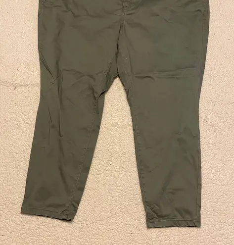 Lane Bryant green skinny pant 26