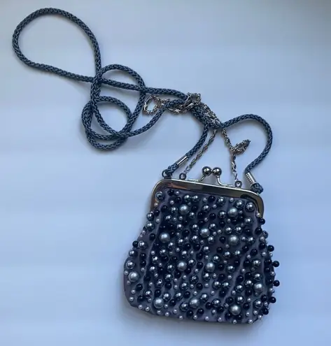 Vintage pearl beaded silver snap coin purse bag