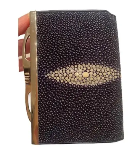 NWOT River wallet genuine stingray skin Black