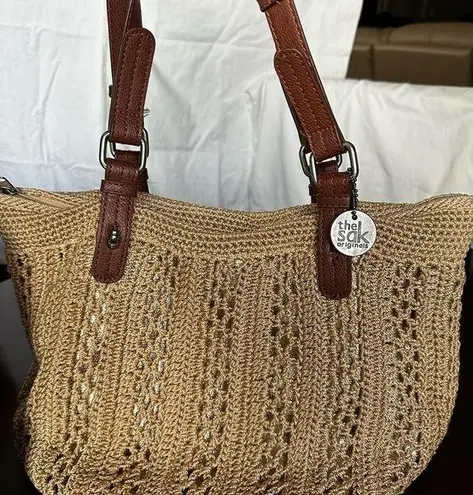 The Sak The Sac Crochet with Gold Background and Double Handles