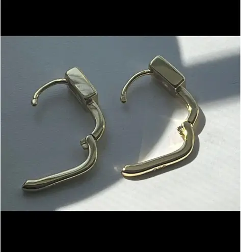 Anthropologie 18K square diamond mini hoop earrings  - Image 4