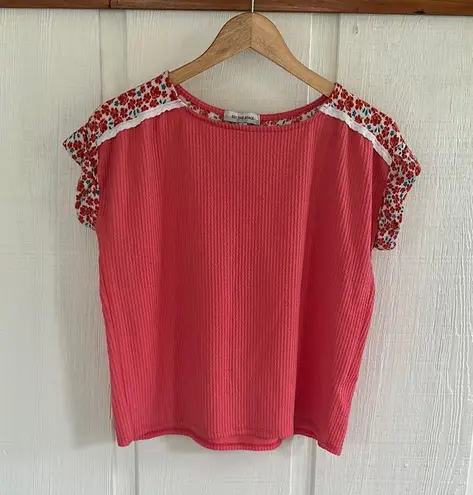 Set the Stage Ribbed Floral Capped Sleeve Casual Everyday Shirt