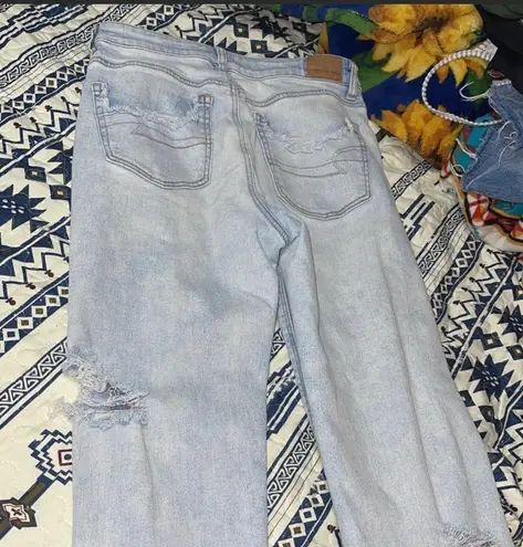 American Eagle Outfitters Mom Jeans